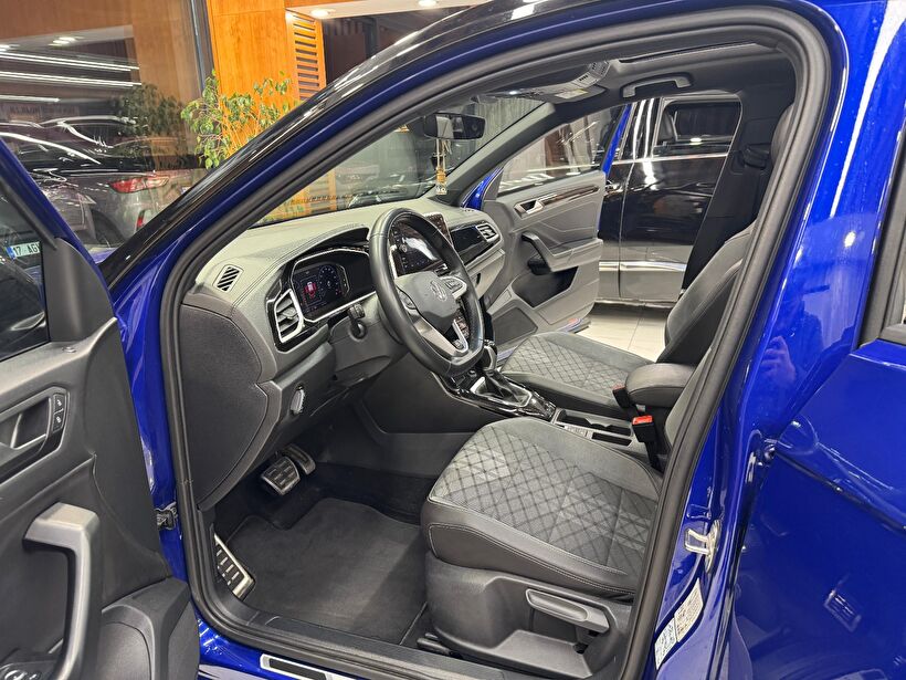 2023 Benzin Otomatik Volkswagen T-Roc Mavi Polat Araç Dizayn Otomotiv İnşaat Sanayi Ve Ticaret Limited Şirketi