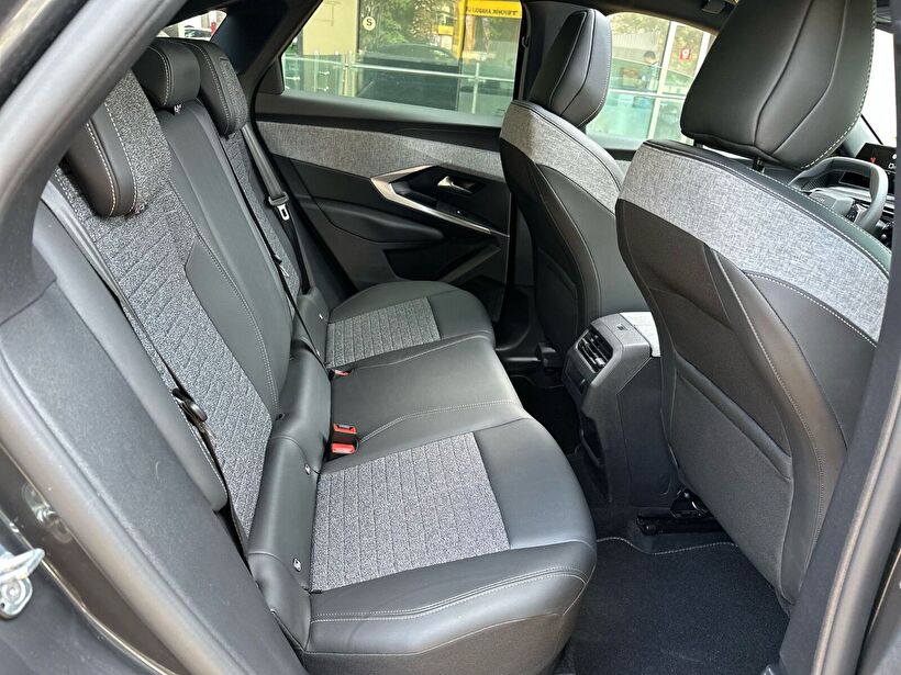 2025 Hybrid Otomatik Peugeot 3008 Gri Polat Araç Dizayn Otomotiv İnşaat Sanayi Ve Ticaret Limited Şirketi
