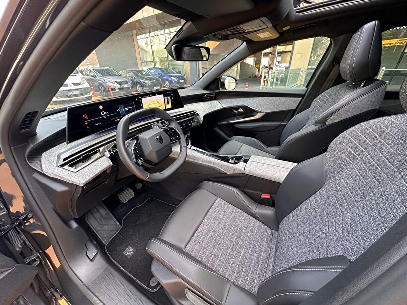 2025 Hybrid Otomatik Peugeot 3008 Gri Polat Araç Dizayn Otomotiv İnşaat Sanayi Ve Ticaret Limited Şirketi