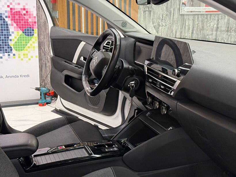 2022 Benzin Otomatik Citroen C4 Beyaz Polat Araç Dizayn Otomotiv İnşaat Sanayi Ve Ticaret Limited Şirketi