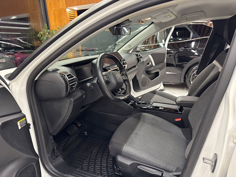 2022 Benzin Otomatik Citroen C4 Beyaz Polat Araç Dizayn Otomotiv İnşaat Sanayi Ve Ticaret Limited Şirketi