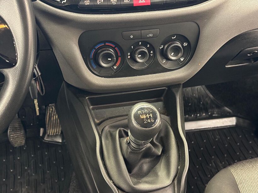 2022 Dizel Manuel Fiat Doblo Combi Beyaz Polat Araç Dizayn Otomotiv İnşaat Sanayi Ve Ticaret Limited Şirketi