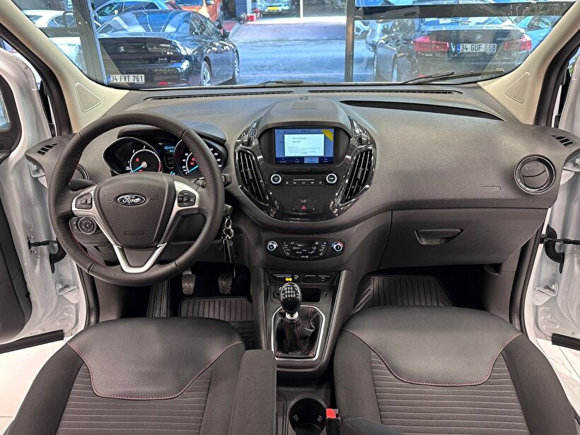 2023 Dizel Manuel Ford Tourneo Courier Beyaz Polat Araç Dizayn Otomotiv İnşaat Sanayi Ve Ticaret Limited Şirketi