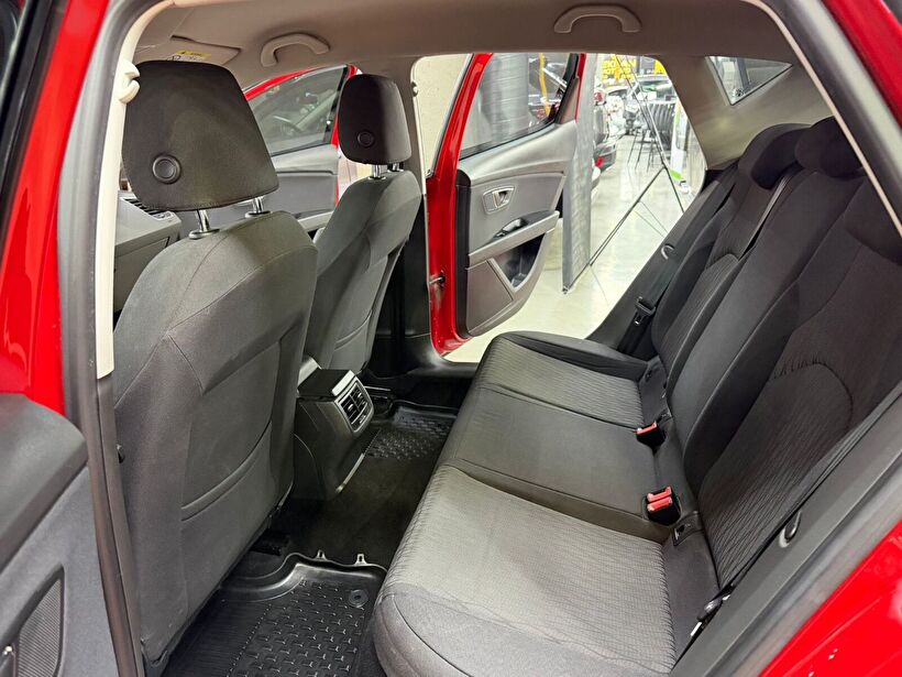 2016 Benzin Otomatik Seat Leon Kırmızı Polat Araç Dizayn Otomotiv İnşaat Sanayi Ve Ticaret Limited Şirketi