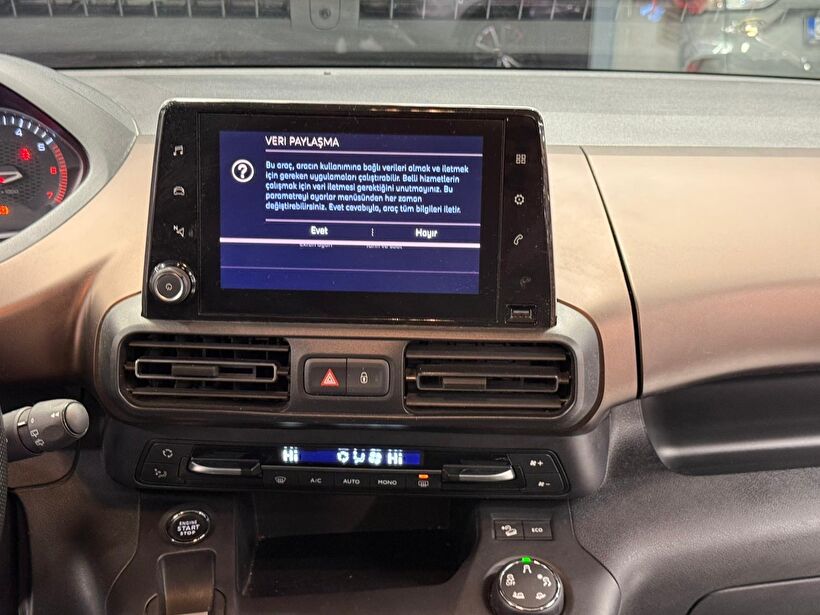 2024 Dizel Otomatik Peugeot Rifter Gri Polat Araç Dizayn Otomotiv İnşaat Sanayi Ve Ticaret Limited Şirketi