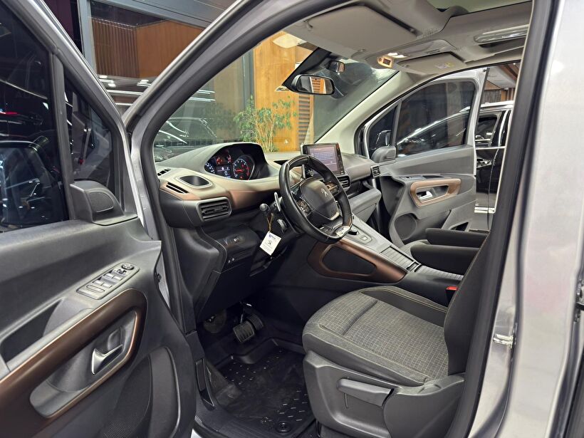 2024 Dizel Otomatik Peugeot Rifter Gri Polat Araç Dizayn Otomotiv İnşaat Sanayi Ve Ticaret Limited Şirketi