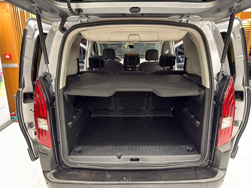 2024 Dizel Otomatik Peugeot Rifter Gri Polat Araç Dizayn Otomotiv İnşaat Sanayi Ve Ticaret Limited Şirketi