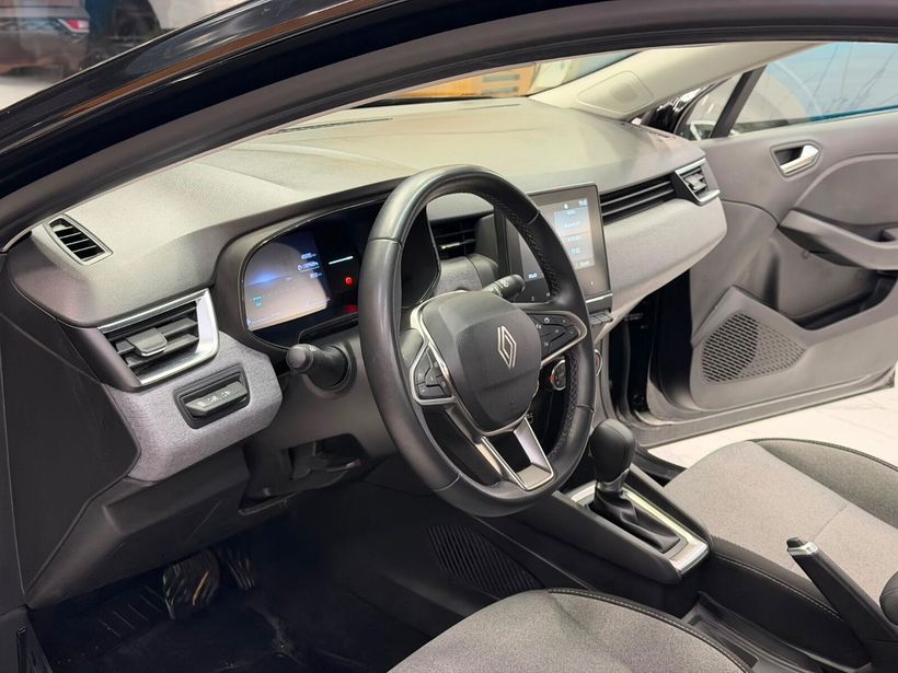 2024 Benzin Otomatik Renault Clio Siyah Polat Araç Dizayn Otomotiv İnşaat Sanayi Ve Ticaret Limited Şirketi