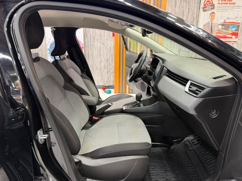 2024 Benzin Otomatik Renault Clio Siyah Polat Araç Dizayn Otomotiv İnşaat Sanayi Ve Ticaret Limited Şirketi