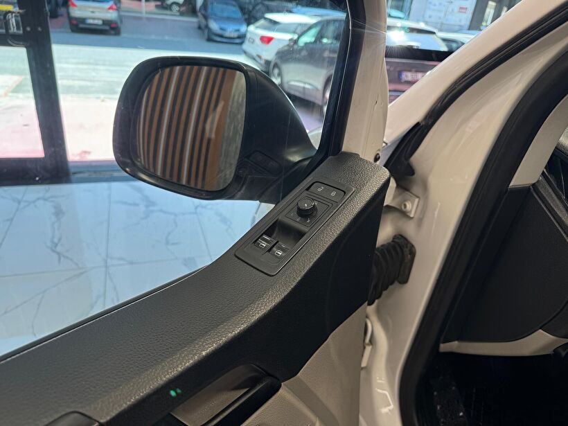 2017 Dizel Manuel Volkswagen Transporter Beyaz Polat Araç Dizayn Otomotiv İnşaat Sanayi Ve Ticaret Limited Şirketi