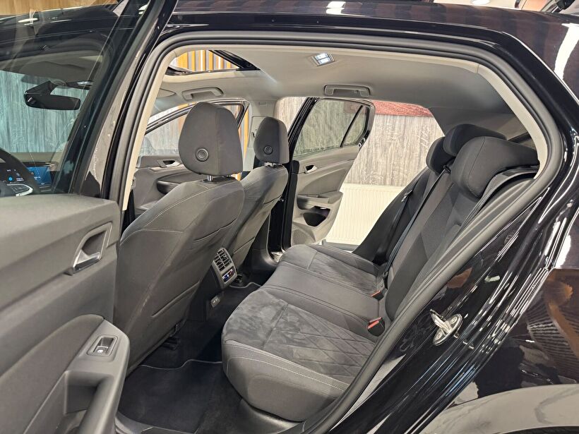 2022 Hybrid Otomatik Volkswagen Golf Siyah Polat Araç Dizayn Otomotiv İnşaat Sanayi Ve Ticaret Limited Şirketi