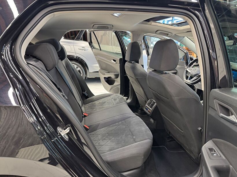 2022 Hybrid Otomatik Volkswagen Golf Siyah Polat Araç Dizayn Otomotiv İnşaat Sanayi Ve Ticaret Limited Şirketi