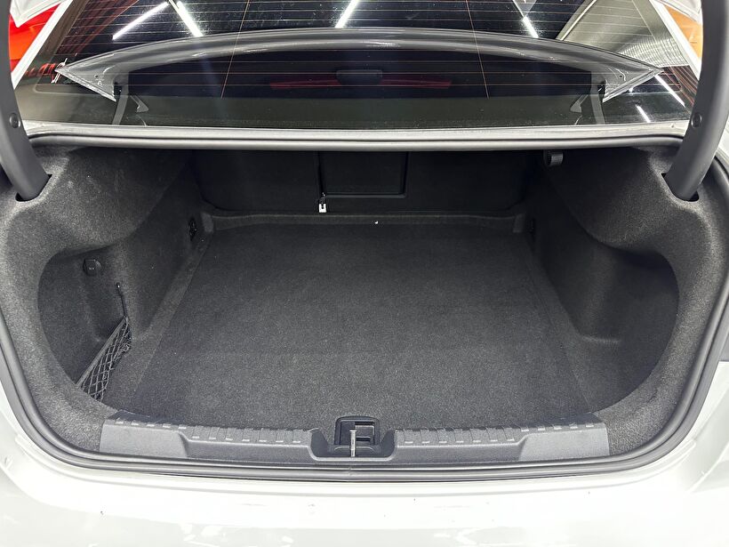 2021 MHEV Otomatik Audi A3 Beyaz Polat Araç Dizayn Otomotiv İnşaat Sanayi Ve Ticaret Limited Şirketi