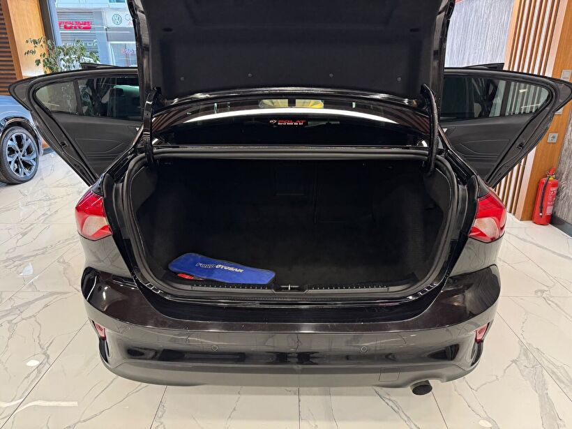 2024 Dizel Otomatik Ford Focus Siyah Polat Araç Dizayn Otomotiv İnşaat Sanayi Ve Ticaret Limited Şirketi