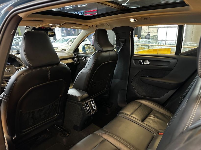 2022 Benzin Otomatik Volvo XC40 Mavi Polat Araç Dizayn Otomotiv İnşaat Sanayi Ve Ticaret Limited Şirketi