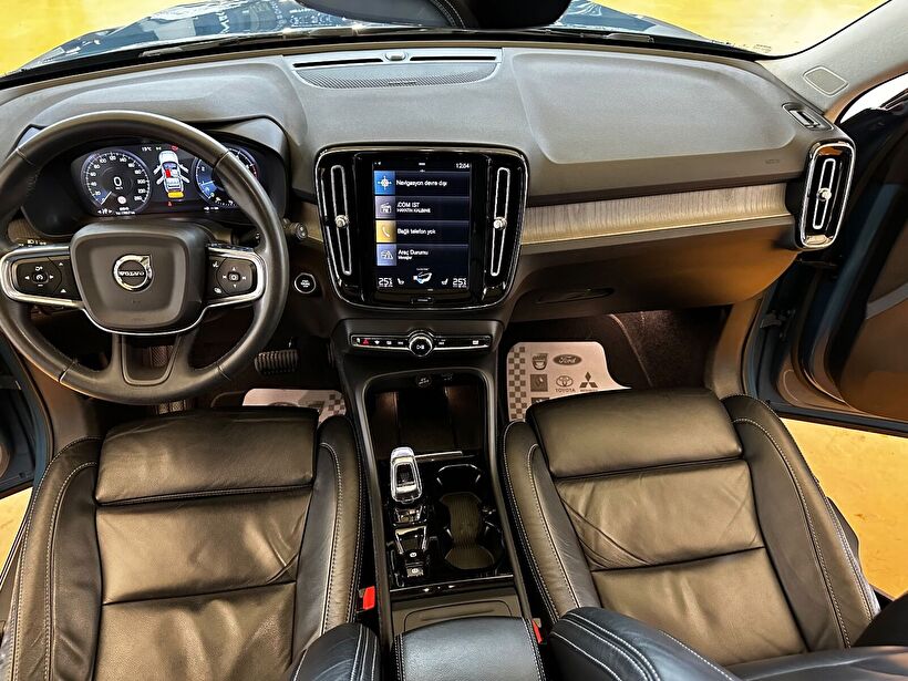 2022 Benzin Otomatik Volvo XC40 Mavi Polat Araç Dizayn Otomotiv İnşaat Sanayi Ve Ticaret Limited Şirketi