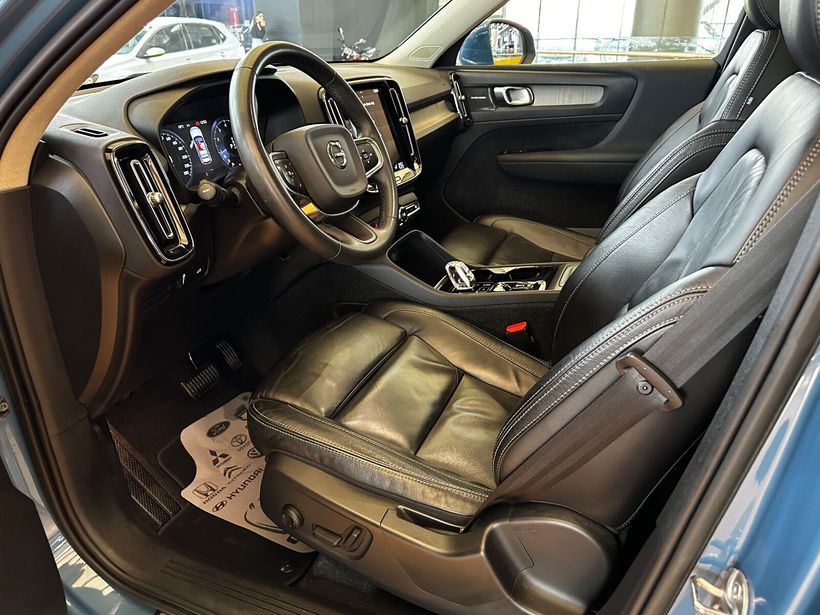 2022 Benzin Otomatik Volvo XC40 Mavi Polat Araç Dizayn Otomotiv İnşaat Sanayi Ve Ticaret Limited Şirketi