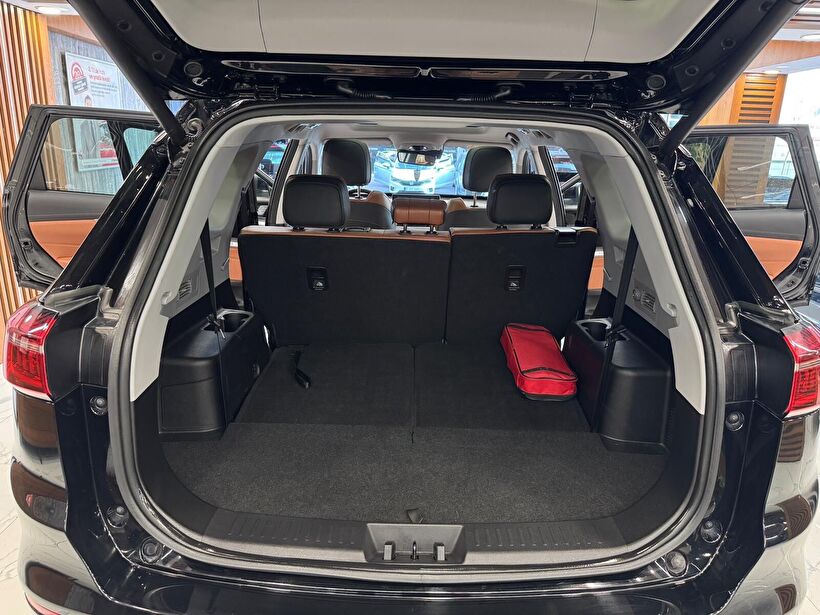 2023 Benzin Otomatik Chery Tiggo 8 Pro Siyah Polat Araç Dizayn Otomotiv İnşaat Sanayi Ve Ticaret Limited Şirketi