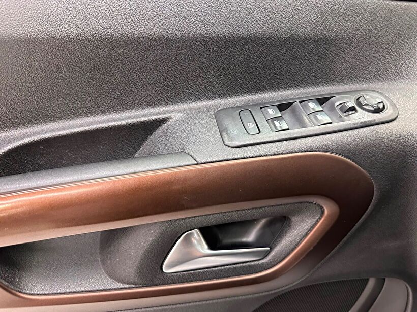 2022 Dizel Otomatik Peugeot Rifter Gri Polat Araç Dizayn Otomotiv İnşaat Sanayi Ve Ticaret Limited Şirketi