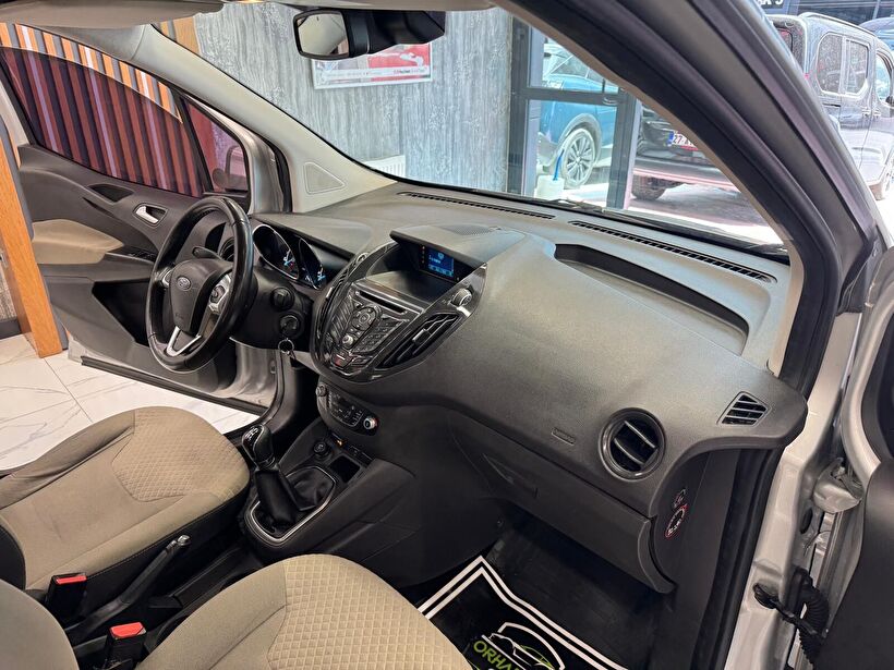 2017 Dizel Manuel Ford Tourneo Courier Gri Polat Araç Dizayn Otomotiv İnşaat Sanayi Ve Ticaret Limited Şirketi