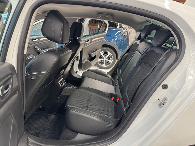 2018 Dizel Otomatik Renault Megane Beyaz Polat Araç Dizayn Otomotiv İnşaat Sanayi Ve Ticaret Limited Şirketi