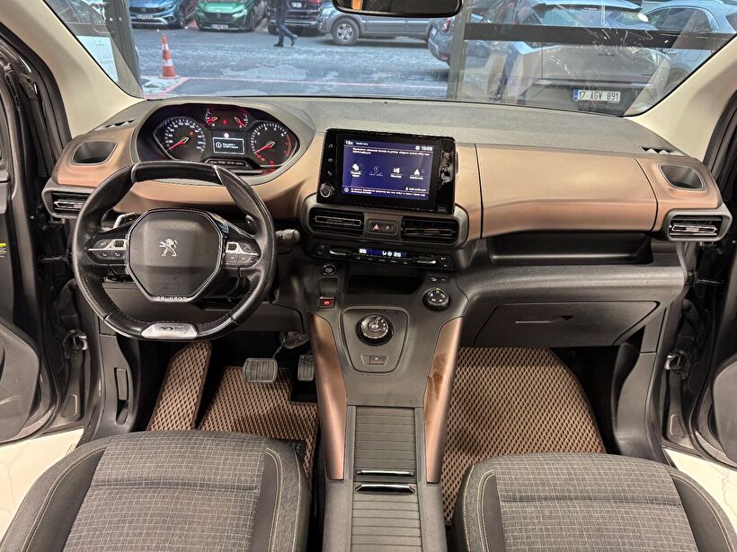 2021 Dizel Otomatik Peugeot Rifter Füme Polat Araç Dizayn Otomotiv İnşaat Sanayi Ve Ticaret Limited Şirketi