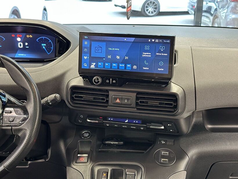 2024 Dizel Otomatik Peugeot Rifter Siyah Polat Araç Dizayn Otomotiv İnşaat Sanayi Ve Ticaret Limited Şirketi