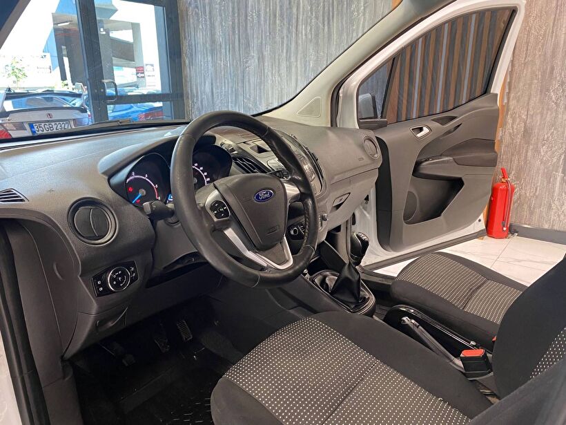 2015 Dizel Manuel Ford Tourneo Courier Beyaz Polat Araç Dizayn Otomotiv İnşaat Sanayi Ve Ticaret Limited Şirketi