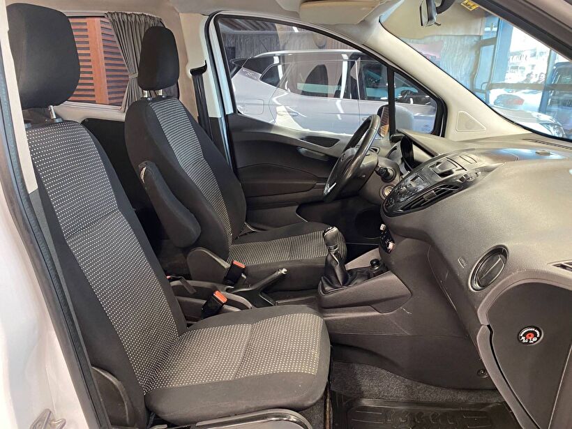 2015 Dizel Manuel Ford Tourneo Courier Beyaz Polat Araç Dizayn Otomotiv İnşaat Sanayi Ve Ticaret Limited Şirketi