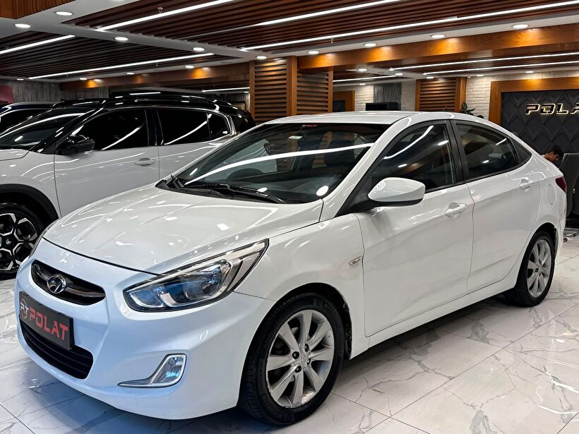 2016 Dizel Otomatik Hyundai Accent Blue Beyaz Polat Araç Dizayn Otomotiv İnşaat Sanayi Ve Ticaret Limited Şirketi
