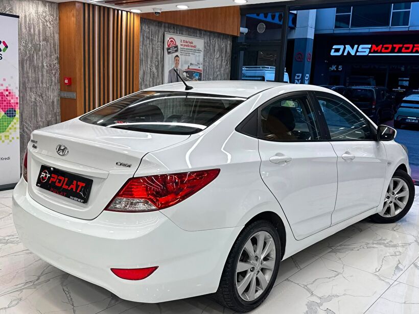 2016 Dizel Otomatik Hyundai Accent Blue Beyaz Polat Araç Dizayn Otomotiv İnşaat Sanayi Ve Ticaret Limited Şirketi
