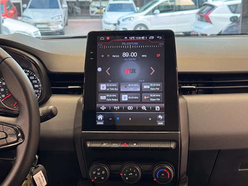 2022 Benzin Otomatik Renault Clio Beyaz Polat Araç Dizayn Otomotiv İnşaat Sanayi Ve Ticaret Limited Şirketi
