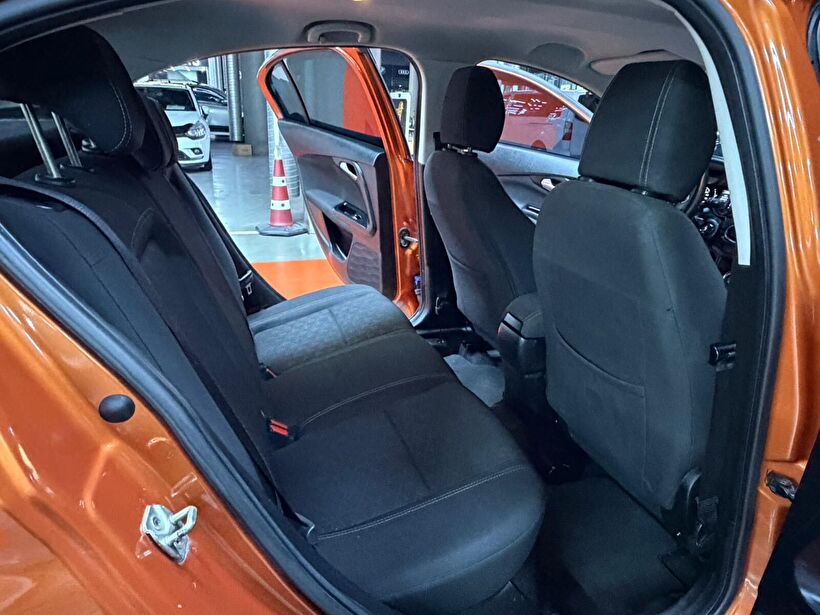 2023 Benzin Manuel Fiat Egea Cross Turuncu Polat Araç Dizayn Otomotiv İnşaat Sanayi Ve Ticaret Limited Şirketi