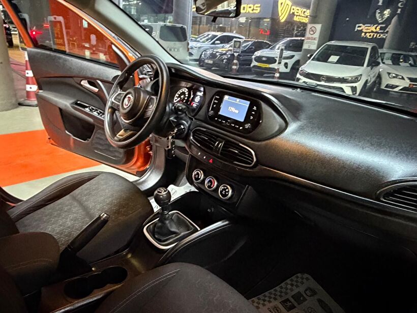 2023 Benzin Manuel Fiat Egea Cross Turuncu Polat Araç Dizayn Otomotiv İnşaat Sanayi Ve Ticaret Limited Şirketi