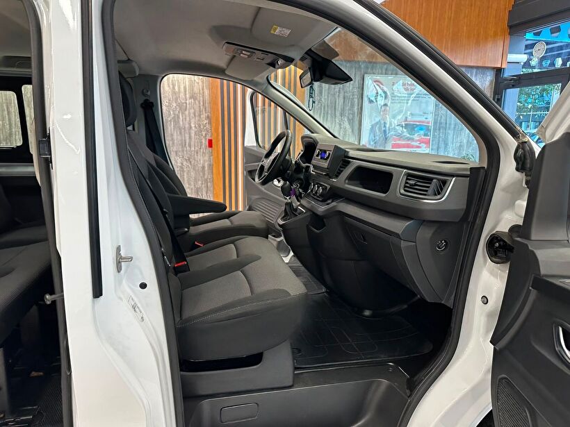2024 Dizel Otomatik Renault Trafic Beyaz Polat Araç Dizayn Otomotiv İnşaat Sanayi Ve Ticaret Limited Şirketi