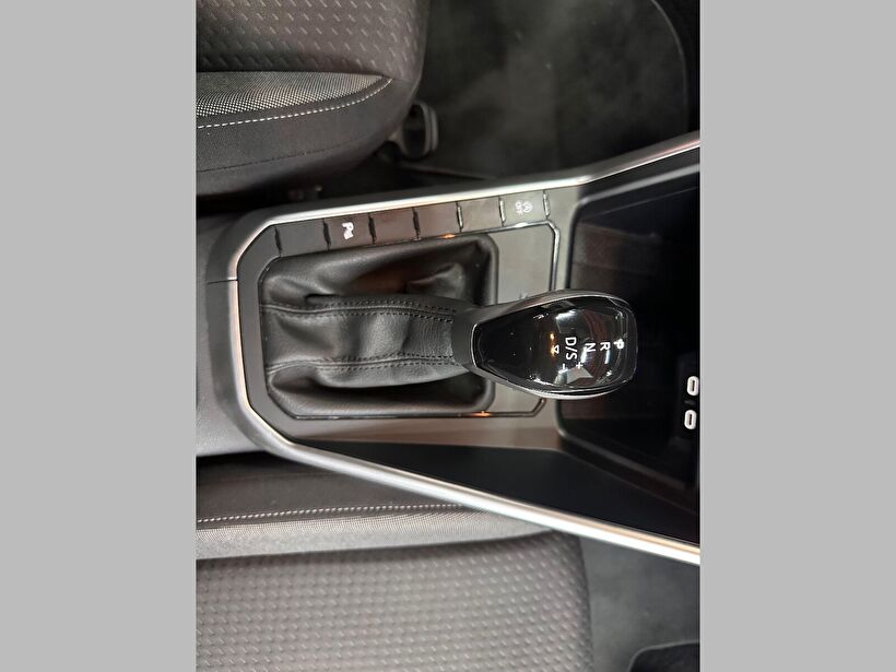 2024 Benzin Otomatik Volkswagen Polo Gri Polat Araç Dizayn Otomotiv İnşaat Sanayi Ve Ticaret Limited Şirketi