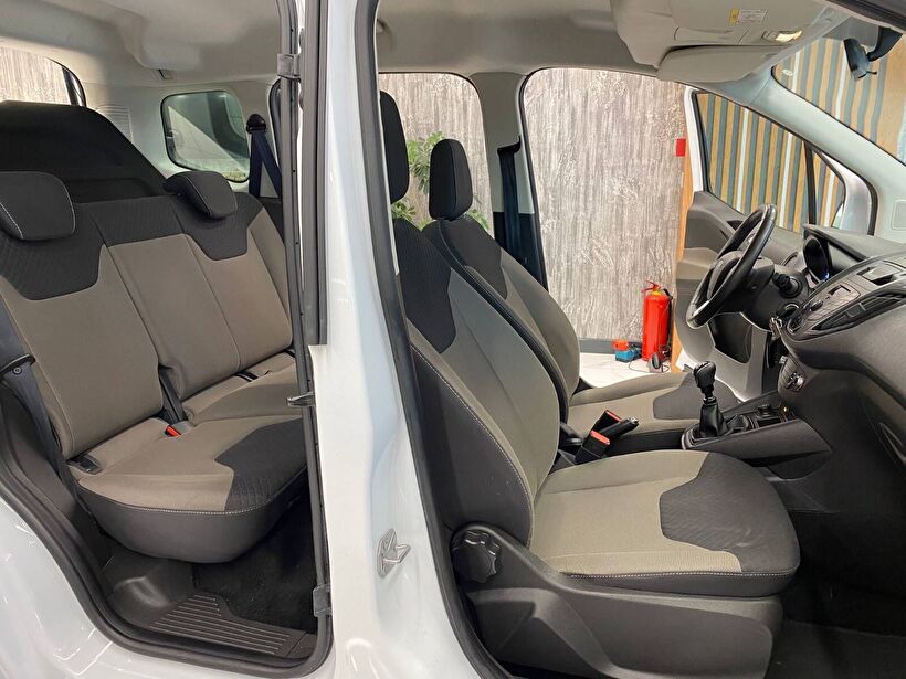 2023 Dizel Manuel Ford Tourneo Courier Beyaz Polat Araç Dizayn Otomotiv İnşaat Sanayi Ve Ticaret Limited Şirketi