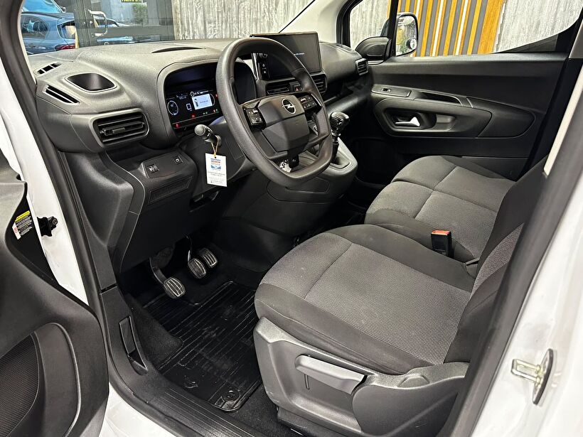 2025 Dizel Manuel Opel Combo Cargo Beyaz Polat Araç Dizayn Otomotiv İnşaat Sanayi Ve Ticaret Limited Şirketi