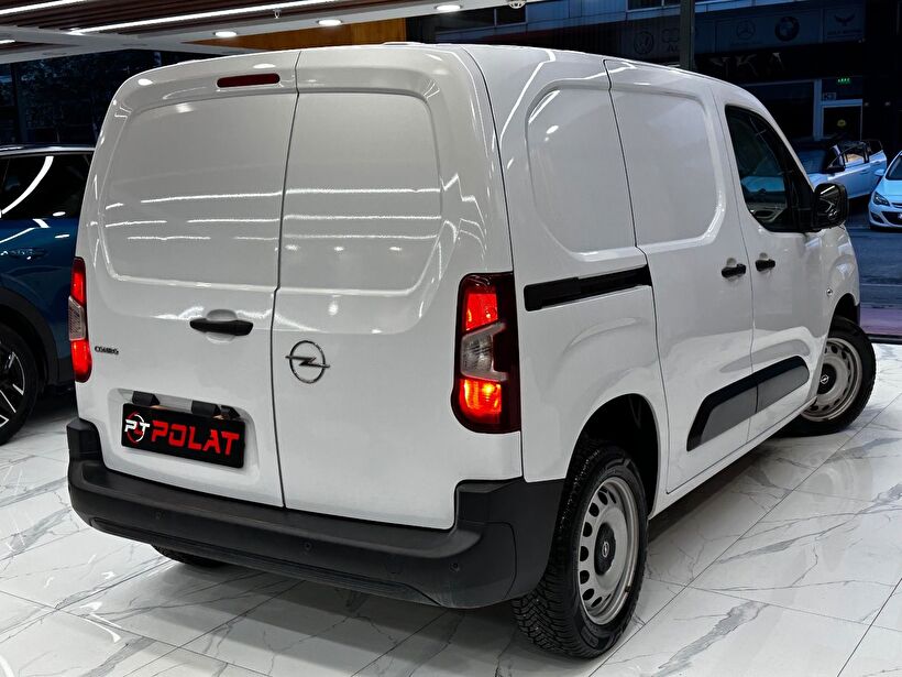 2025 Dizel Manuel Opel Combo Cargo Beyaz Polat Araç Dizayn Otomotiv İnşaat Sanayi Ve Ticaret Limited Şirketi