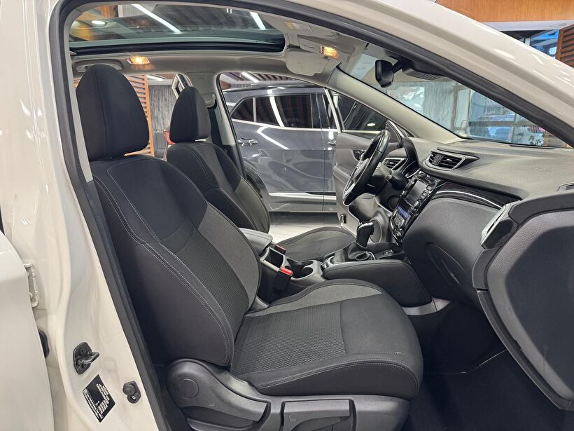 2020 Dizel Otomatik Nissan Qashqai Beyaz Polat Araç Dizayn Otomotiv İnşaat Sanayi Ve Ticaret Limited Şirketi