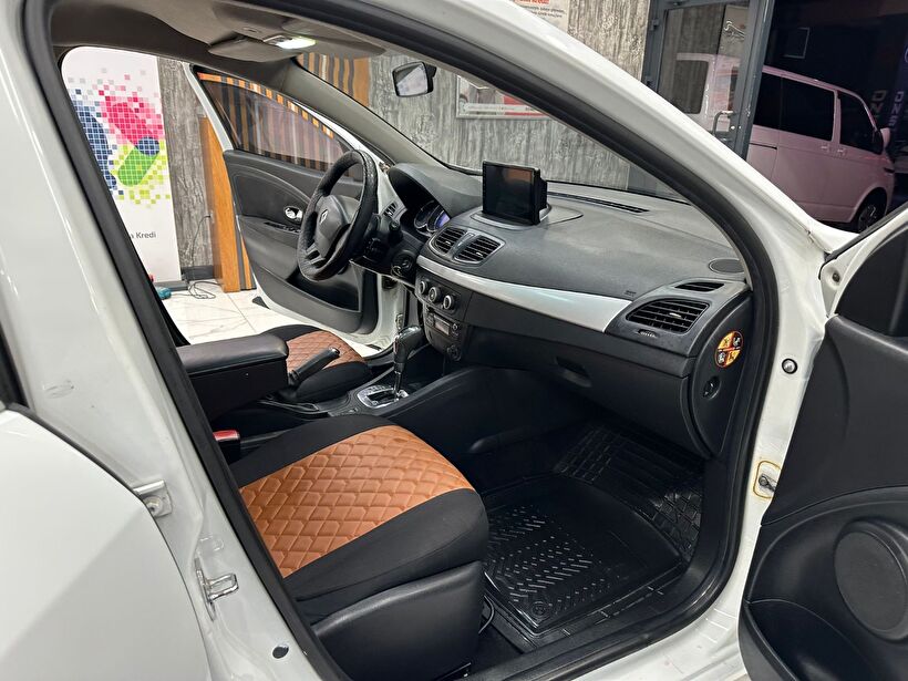 2013 Dizel Otomatik Renault Fluence Beyaz Polat Araç Dizayn Otomotiv İnşaat Sanayi Ve Ticaret Limited Şirketi