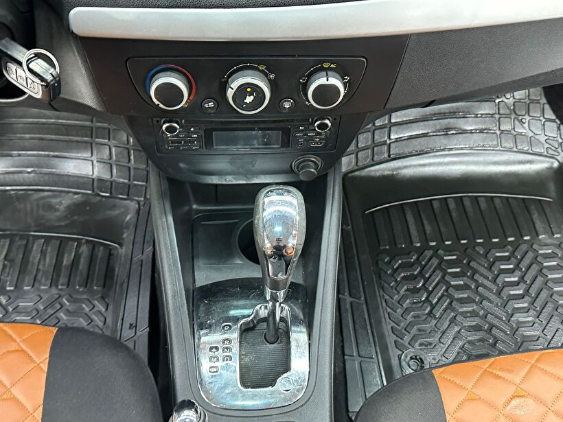 2013 Dizel Otomatik Renault Fluence Beyaz Polat Araç Dizayn Otomotiv İnşaat Sanayi Ve Ticaret Limited Şirketi