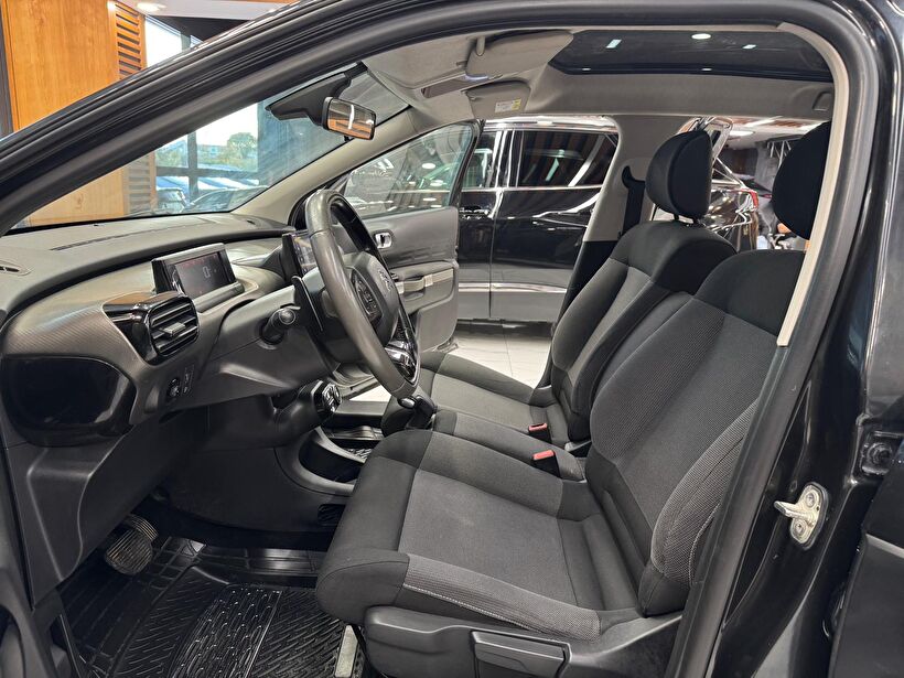 2016 Dizel Otomatik Citroen C4 Siyah Polat Araç Dizayn Otomotiv İnşaat Sanayi Ve Ticaret Limited Şirketi