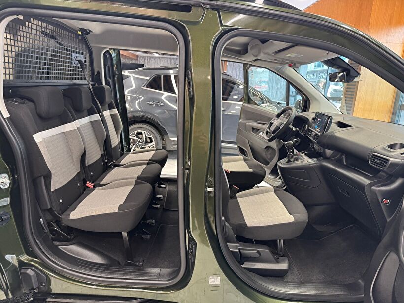 2025 Dizel Manuel Citroen Berlingo Yeşil Polat Araç Dizayn Otomotiv İnşaat Sanayi Ve Ticaret Limited Şirketi