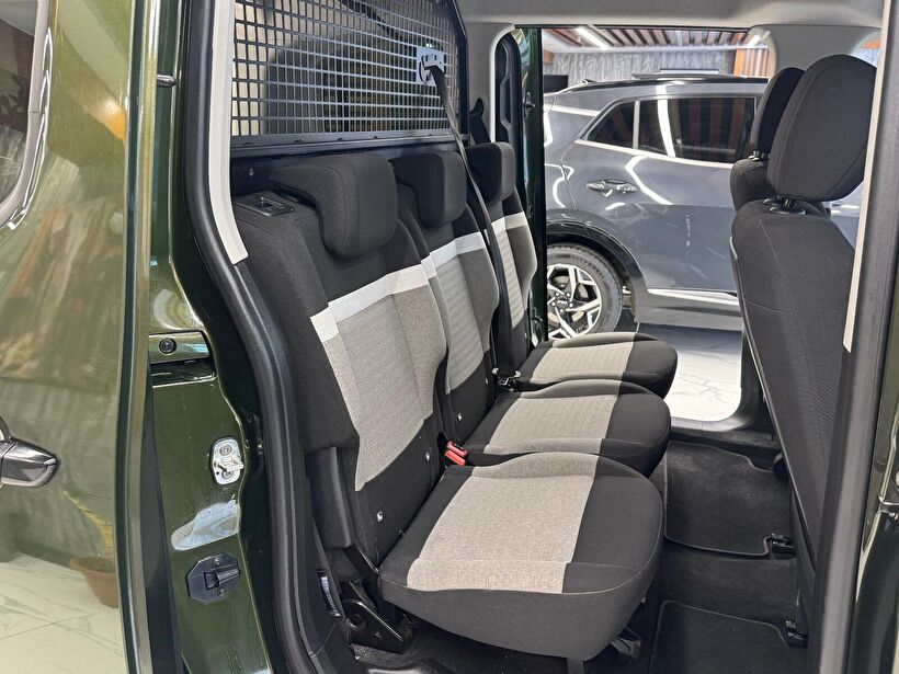 2025 Dizel Manuel Citroen Berlingo Yeşil Polat Araç Dizayn Otomotiv İnşaat Sanayi Ve Ticaret Limited Şirketi