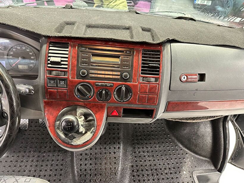 2008 Dizel Manuel Volkswagen Transporter Siyah Polat Araç Dizayn Otomotiv İnşaat Sanayi Ve Ticaret Limited Şirketi