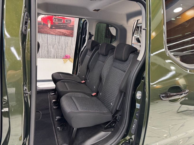 2024 Dizel Otomatik Peugeot Rifter Yeşil Polat Araç Dizayn Otomotiv İnşaat Sanayi Ve Ticaret Limited Şirketi