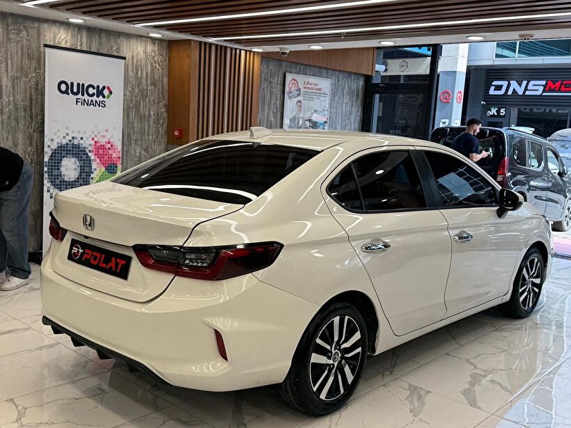 2022 Benzin Otomatik Honda City Beyaz Polat Araç Dizayn Otomotiv İnşaat Sanayi Ve Ticaret Limited Şirketi