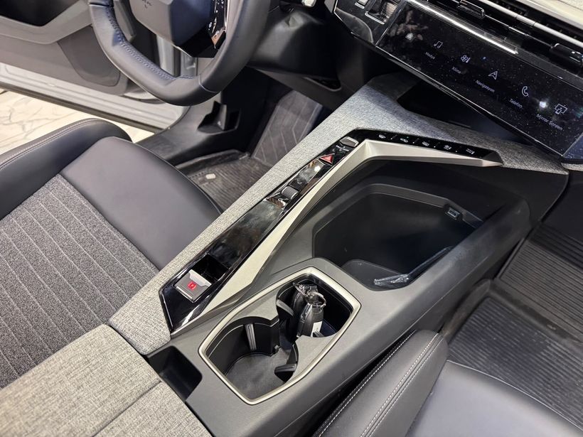 2025 Benzin Otomatik Peugeot 5008 Beyaz Polat Araç Dizayn Otomotiv İnşaat Sanayi Ve Ticaret Limited Şirketi