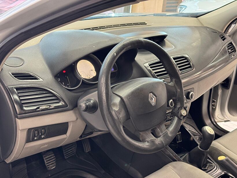 2010 Dizel Manuel Renault Megane Gri Polat Araç Dizayn Otomotiv İnşaat Sanayi Ve Ticaret Limited Şirketi